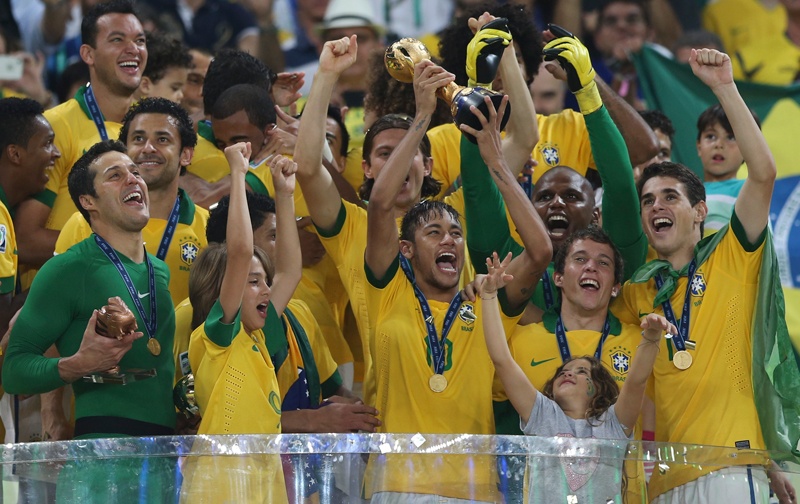 البرازيل تنهي حقبة "الأسبان" وتتوج بلقب القارات