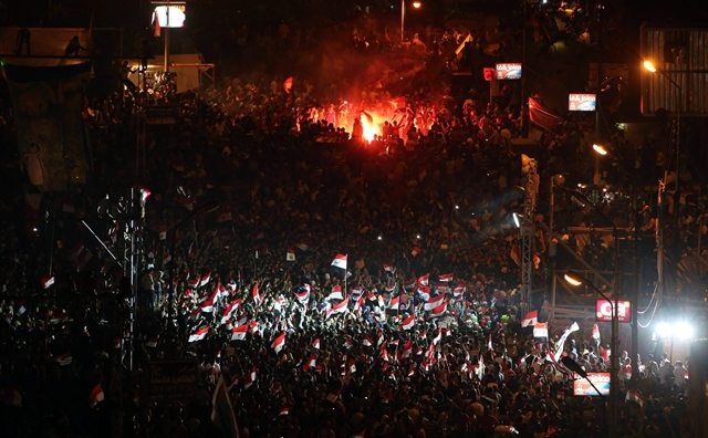 مرسي يسقط عن كرسي الرئاسة
