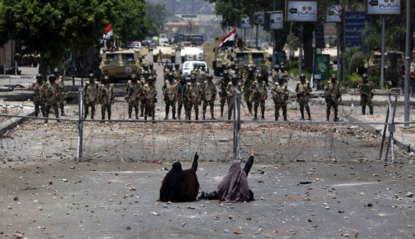 قصة مصورة : مصر تغلي