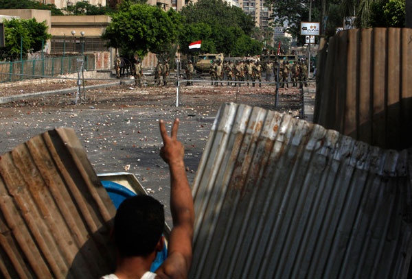 قصة مصورة : مصر تغلي