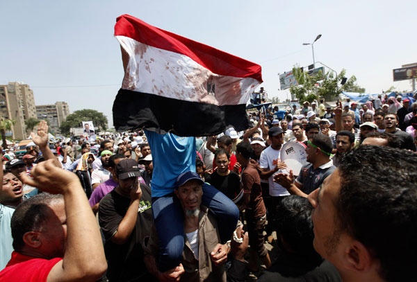 قصة مصورة : مصر تغلي