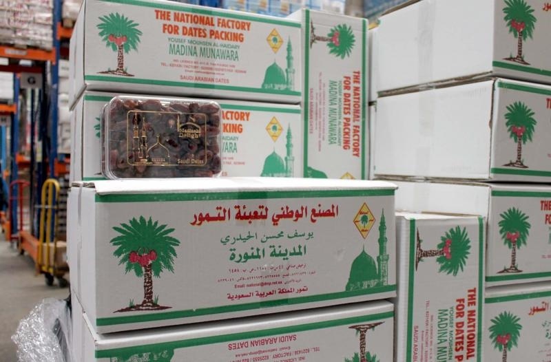 التمور السعودية تستحوذ على اهتمام الجاليات الإسلامية في بريطانيا