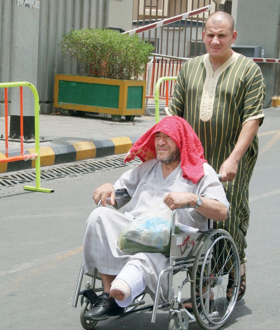 في خدمة المعتمرين