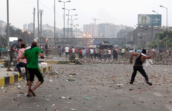 كيري على قوات الأمن المصرية احترام حقوق المتظاهرين السلميين
