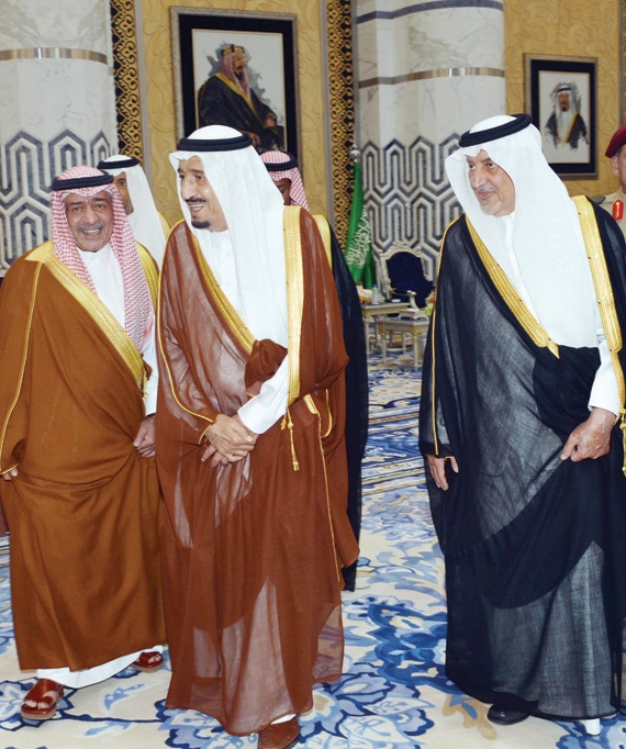 ولي العهد قبل مغادرته جدة متوجها إلى خارج السعودية في إجازة خاصة