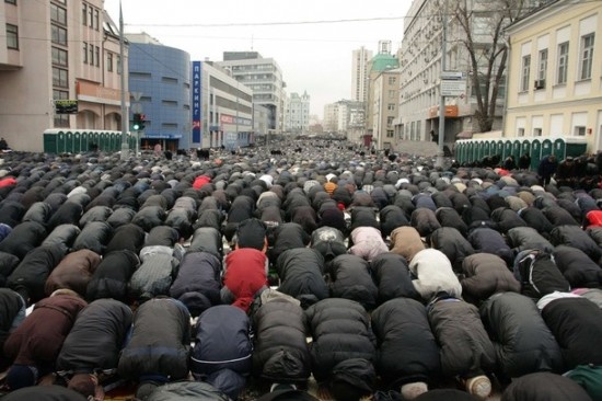 مظاهرات لمسلمين في فرنسا لمواجهة نزعة "معاداة الإسلام"