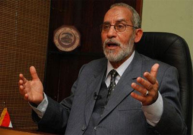النيابة تأمر بحبس مرشد جماعة الاخوان 15 يوما لاتهامه بالتحريض على القتل