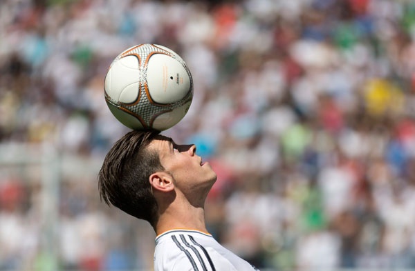 قصة مصورة : تقديم بيل كلاعب جديد في ريال مدريد