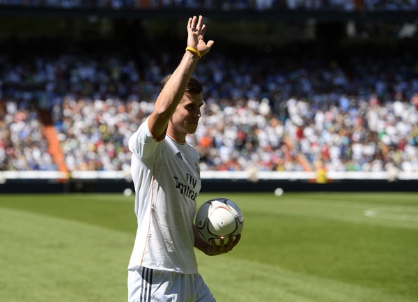 قصة مصورة : تقديم بيل كلاعب جديد في ريال مدريد