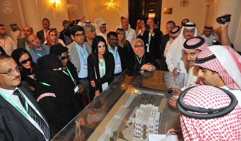 وفد دبلوماسي يزور محافظة الطائف