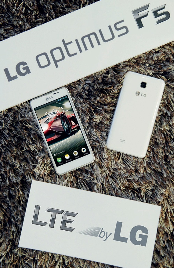 أناقة LG Optimus F5 تتحدى  مهام HTC One mini