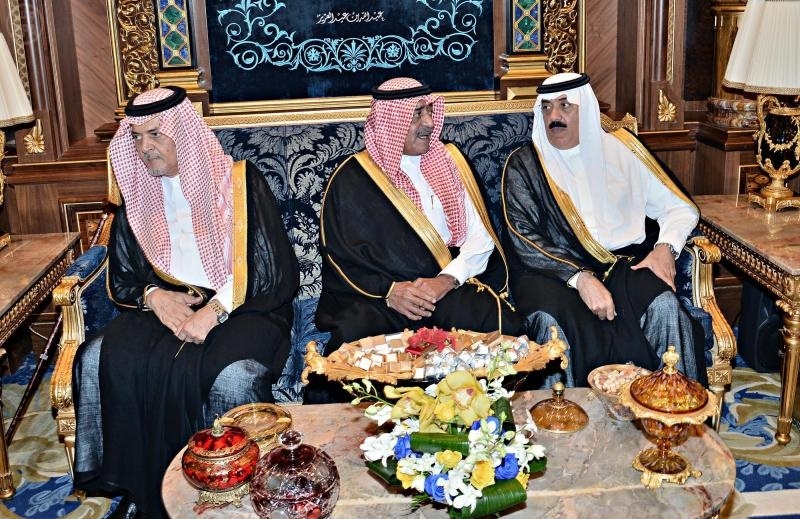 الملك يستقبل عدلي منصور ويؤكد وقوف السعودية مع مصر ضد الإرهاب