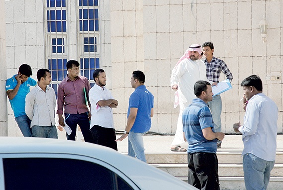 سباق مع الزمن