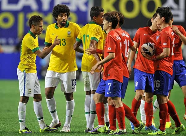 البرازيل تهزم كوريا الجنوبية على أرضها بهدفين في لقاء ودي