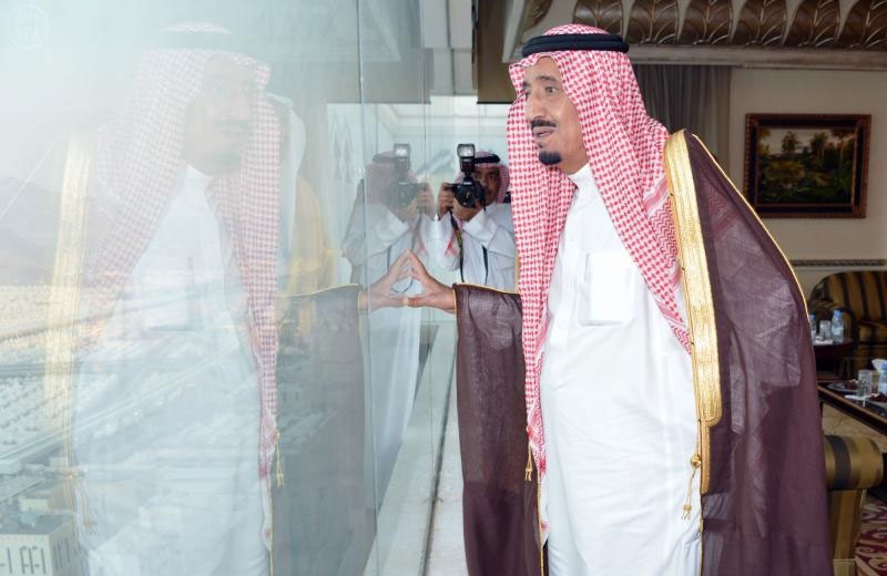ولي العهد يصل إلى منى للإشراف على راحة حجاج بيت الله الحرام