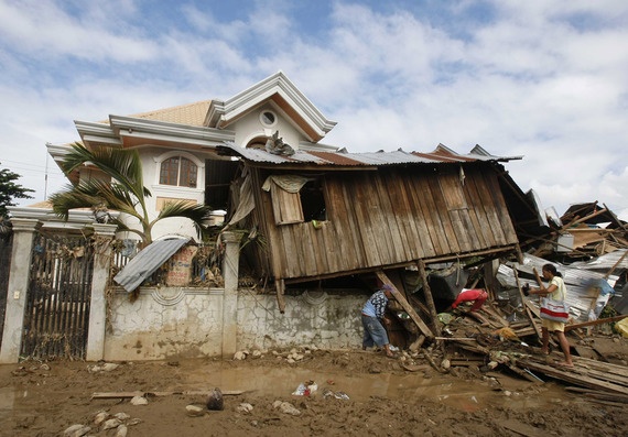 ارتفاع حصيلة إعصار هايان إلى 5235 قتيل .. وفقدان أكثر من الف شخص