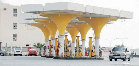 معايير دقيقة لتوزيع محطات الوقود جغرافيا .. وتصنيفها إلى 4 فئات