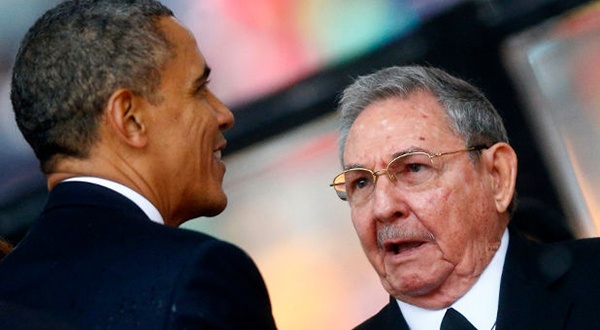 المحافظون الأمريكيون مستاؤون من المصافحة بين أوباما وكاسترو - فيديو
