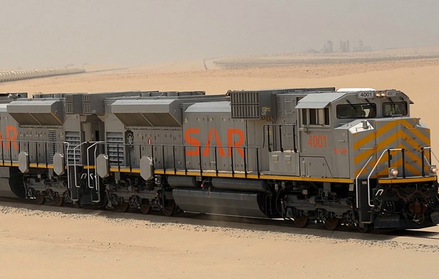 قطار الشمال يدهس شخصين في النفود