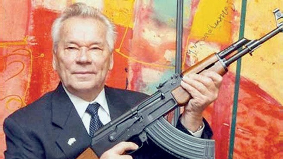 وفاة مخترع بندقية
 كلاشينكوف عن 94 عاما