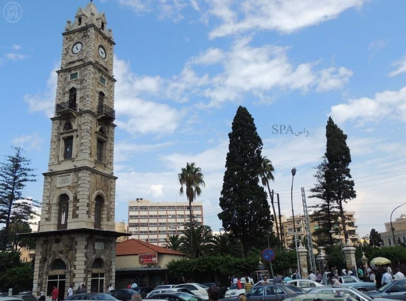 قصة مصورة: الساعة الحامدية.. إرث عثماني في مدينة طرابلس اللبنانية
