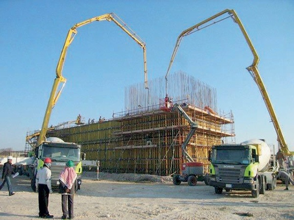 شركات مقاولات سعودية - مصرية لتنفيذ مشاريع «مليارية» في إفريقيا