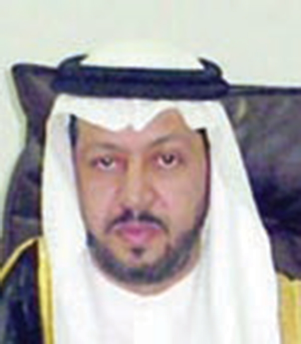 محافظ المخواة يتفقد المستشفى الجديد