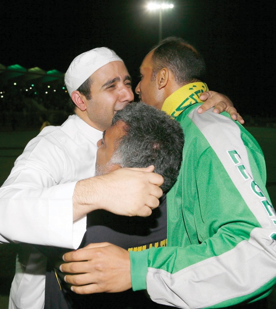 نزيه: هبوط الاتفاق .. «كسرة ضلع»