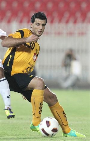 الأهلي يتعاقد مع المهاجم السوري عمر السومة
