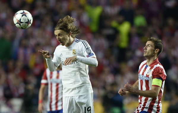 قصة مصورة : ريال مدريد يحقق "العاشرة"