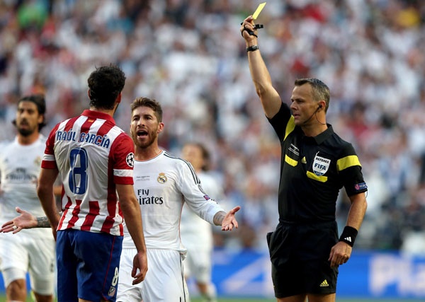 قصة مصورة : ريال مدريد يحقق "العاشرة"
