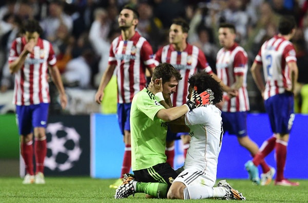 قصة مصورة : ريال مدريد يحقق "العاشرة"