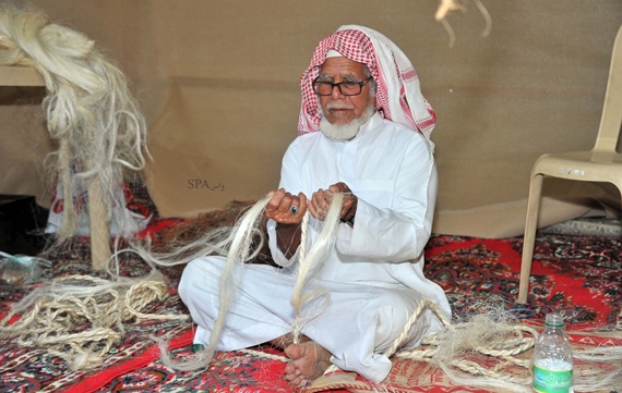 قصة مصورة : انطلاق ملتقى الحرف اليدوية في المدينة المنورة