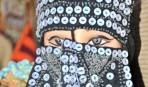 قصة مصورة : انطلاق ملتقى الحرف اليدوية في المدينة المنورة