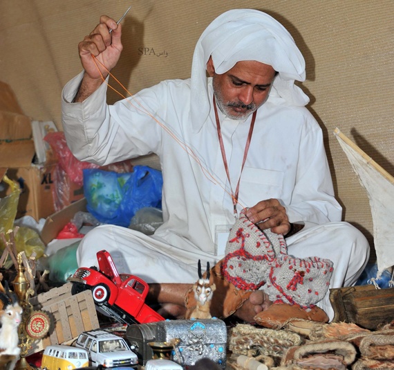 قصة مصورة : انطلاق ملتقى الحرف اليدوية في المدينة المنورة