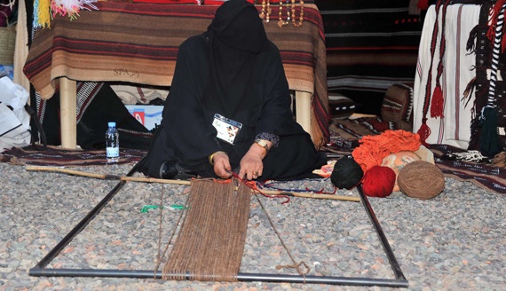 قصة مصورة : انطلاق ملتقى الحرف اليدوية في المدينة المنورة