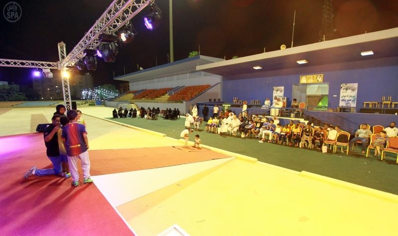 مهرجان " إلا حياتي " يجمع أفراد الأسرة في مكان واحد