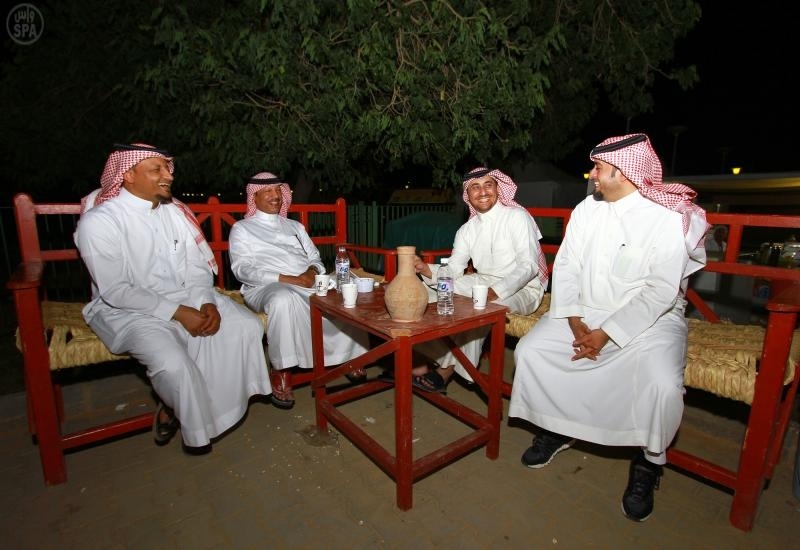 مهرجان " إلا حياتي " يجمع أفراد الأسرة في مكان واحد