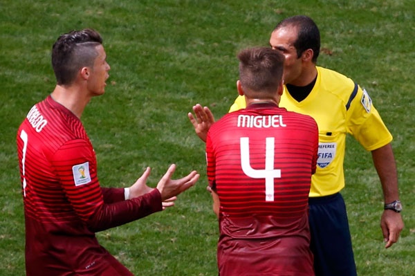 قصة مصورة: ألمانيا وأمريكا إلى دور الـ16.. والبرتغال وغانا تودعان