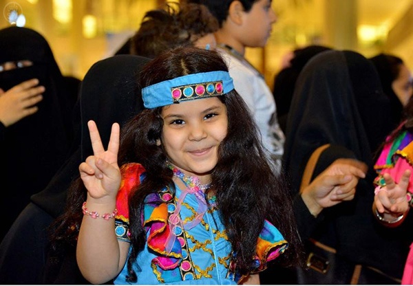 قصة مصورة : مهرجان الرياض للتسوق يختتم فعالياته بتوزيع هدايا قيمة للزوار