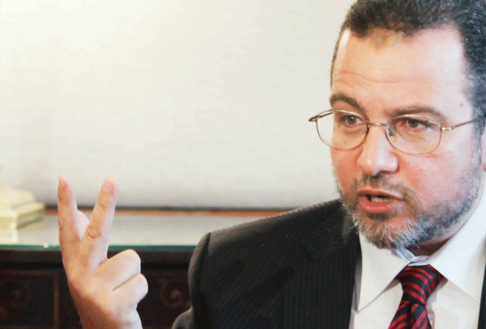 إلغاء حكم السجن الصادر بحق رئيس وزراء مصر الاسبق هشام قنديل