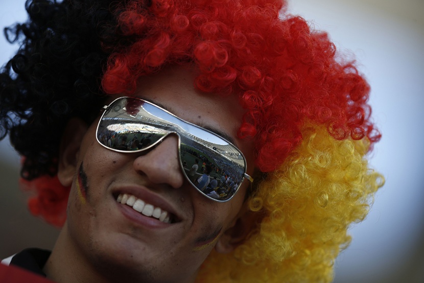 قصة مصورة : ألمانيا تختم كرة القدم وتتربع على عرشها
