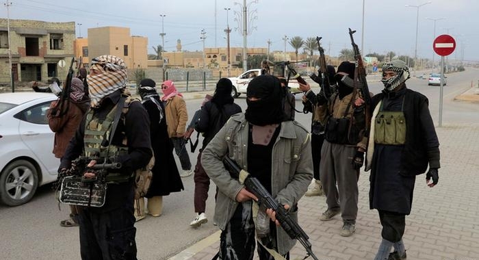 داعش يلغي تعيين المسيحيات في مؤسسات الحكومة بالموصل