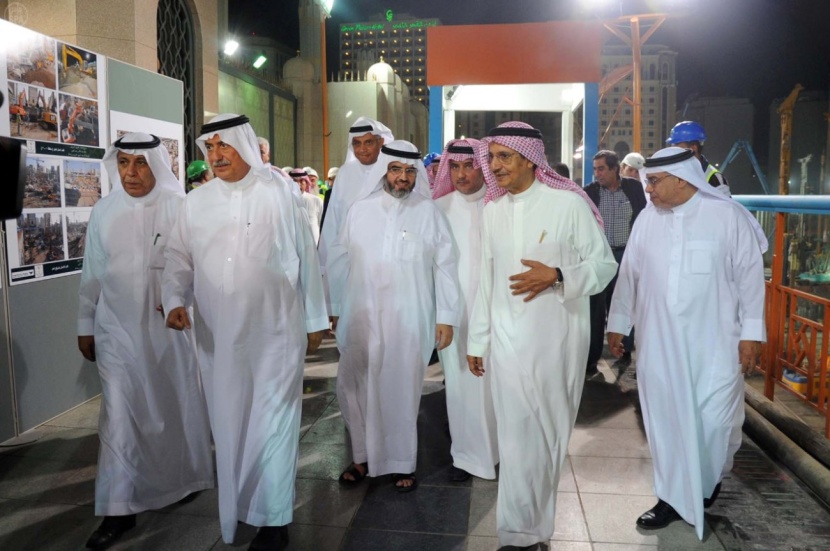 وزير المالية يتفقد مشروع خادم الحرمين الشريفين لتوسعة المسجد النبوي