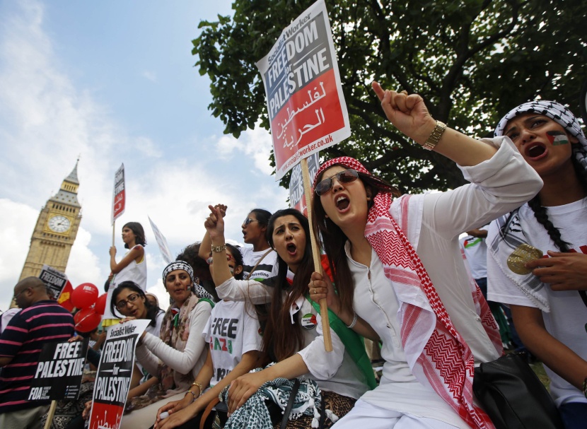 عشرة آلاف متظاهر على الاقل في لندن دعما للفلسطينيين
