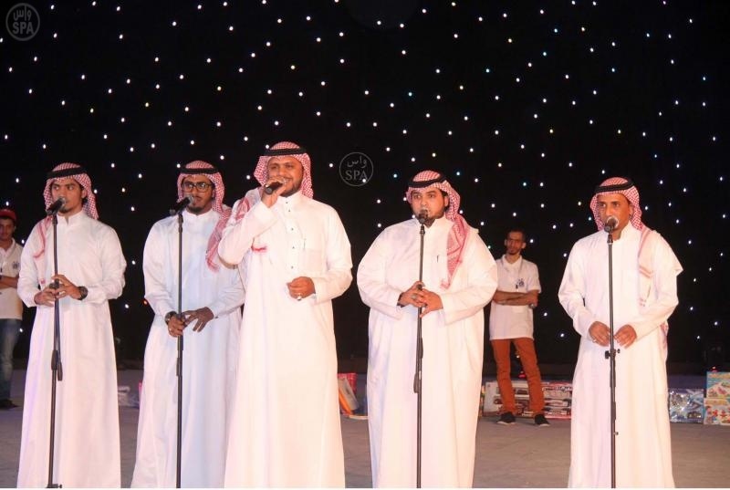قصة مصورة: فرحة أهالي المدينة المنورة بعيد الفطر