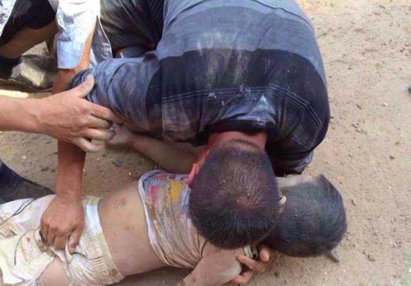 قصة مصورة : ارتفاع حصيلة قتلى زلزال الصين إلى 350