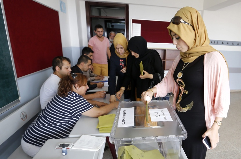 قصة مصورة: الاتراك ينتخبون رئيسهم للمرة الأولى