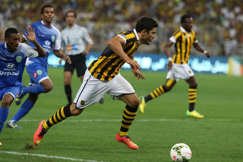 الاتحاد والهلال.. 6 على 6