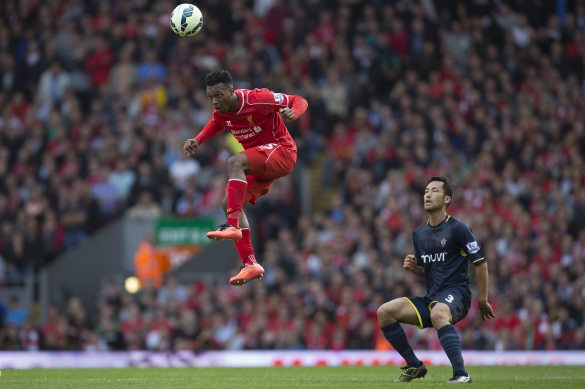 قصة مصورة: ليفربول الوصيف يفتتح موسمه بفوز على ساوثامبتون في الدوري الإنجليزي